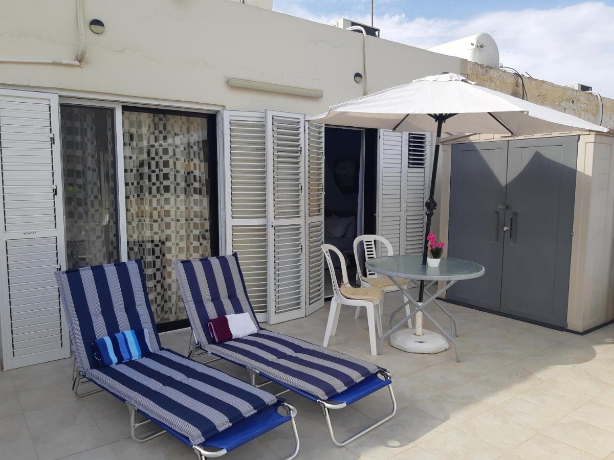 House Near The Beach 페르볼리아 외부 사진
