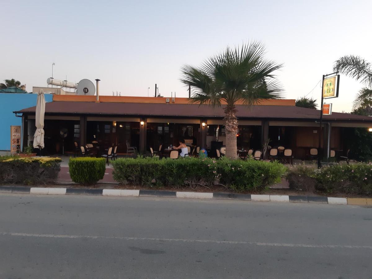 House Near The Beach 페르볼리아 외부 사진