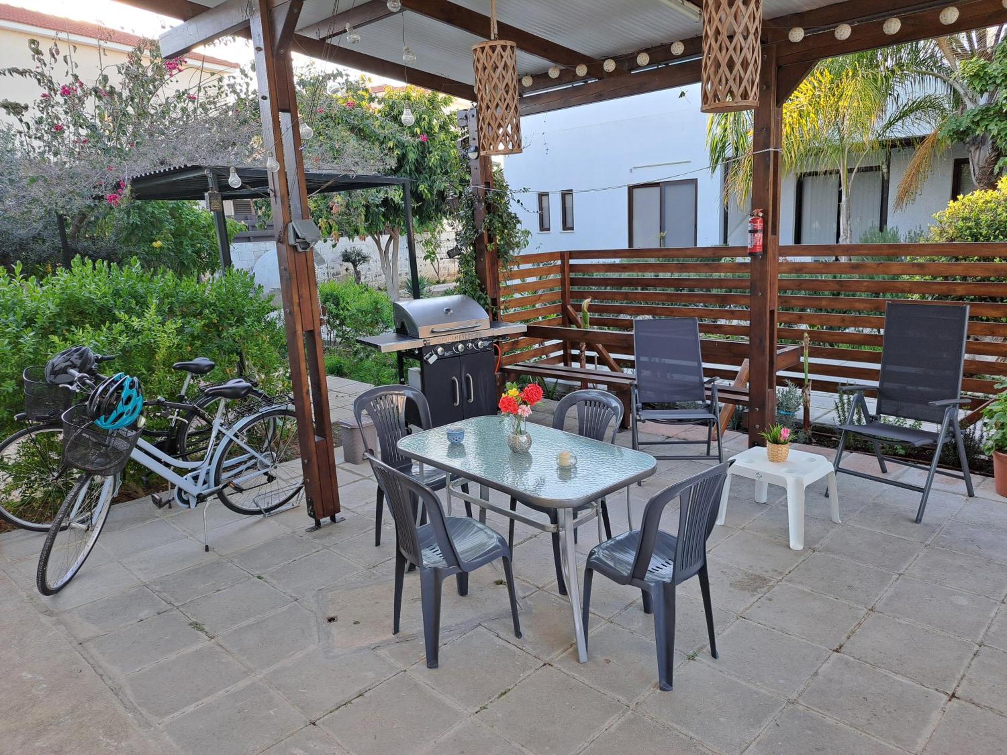 House Near The Beach 페르볼리아 외부 사진