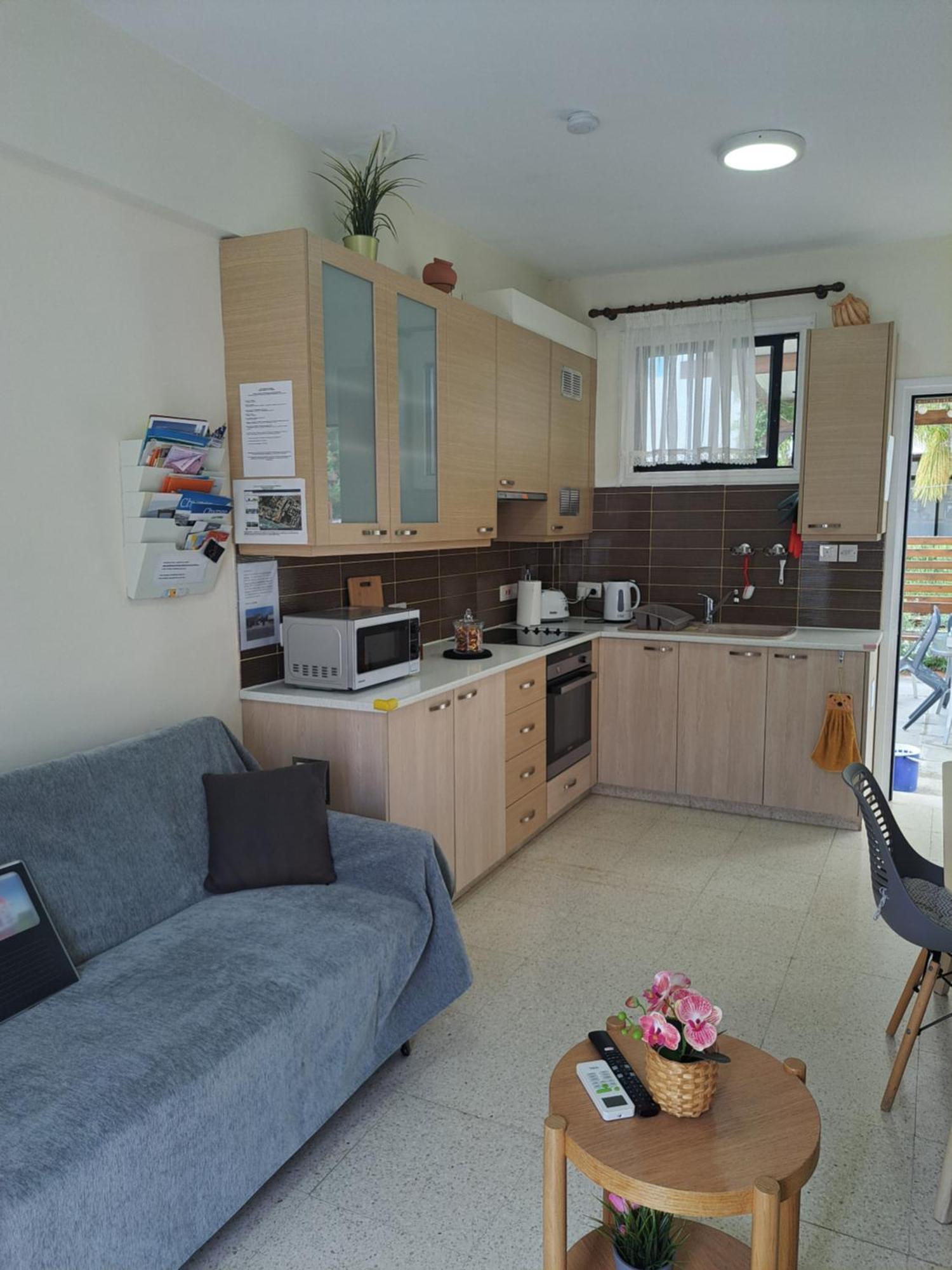 House Near The Beach 페르볼리아 외부 사진